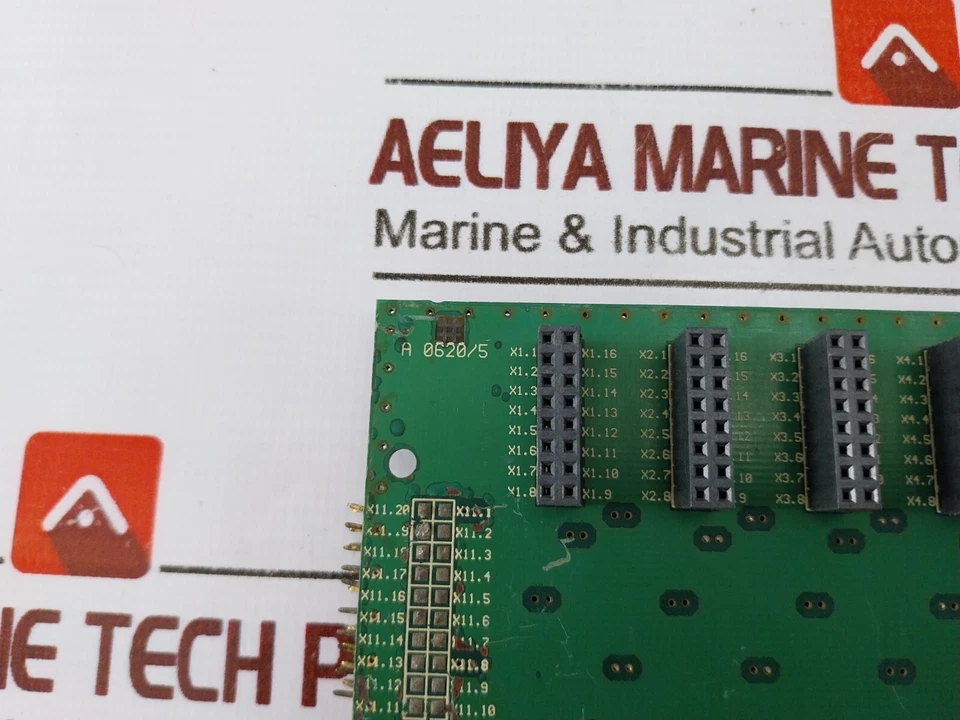 Placa de circuito impreso plano posterior de autobús K&B A 0620/5 38/98 Foto 4 de 4