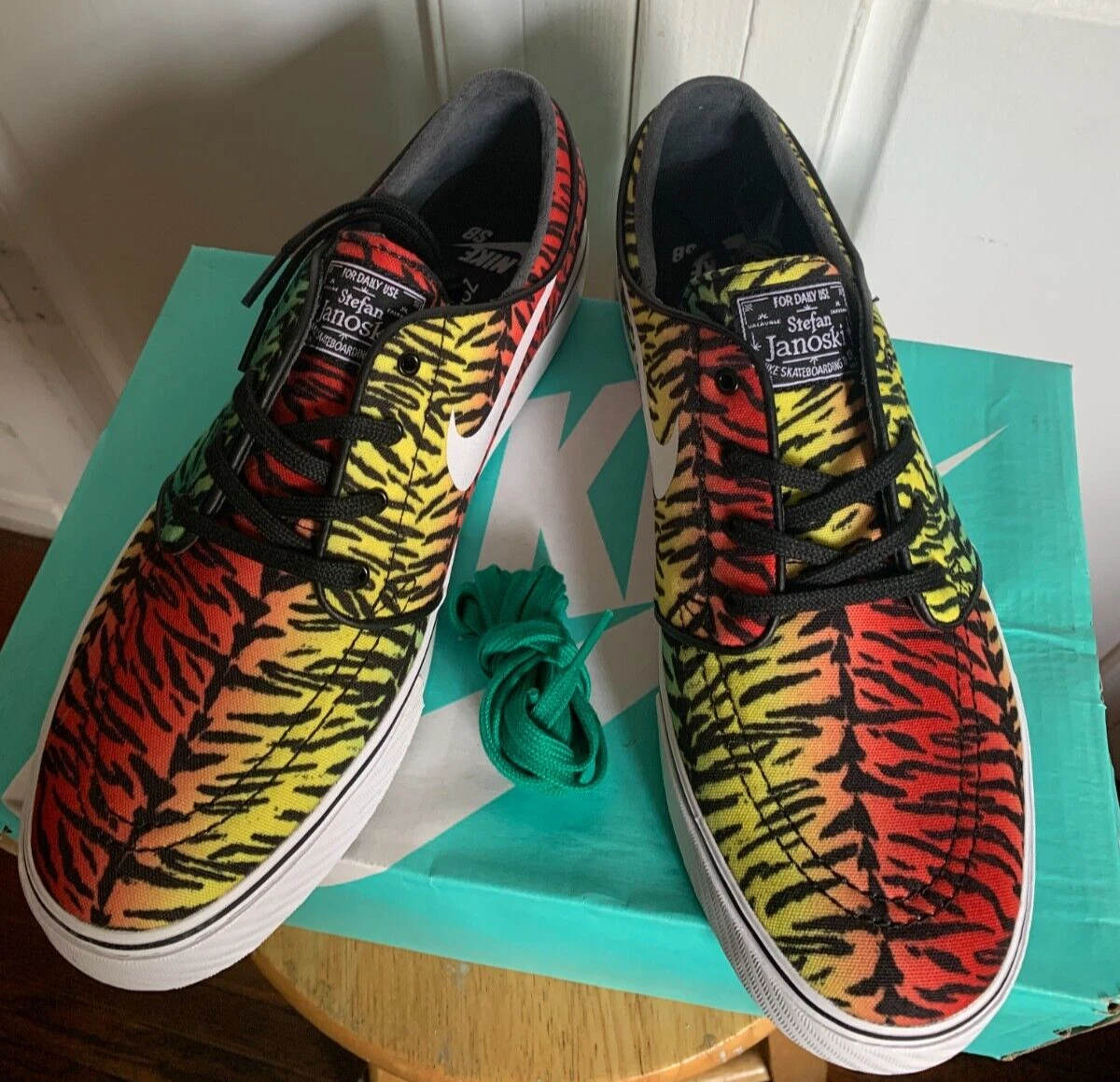 Nike SB Stefan Janoski Zoom Tiger Skateboard Canvas Sneakers US Men\'s 13 Nike SB Zoom Stefan Janoski  main image 3