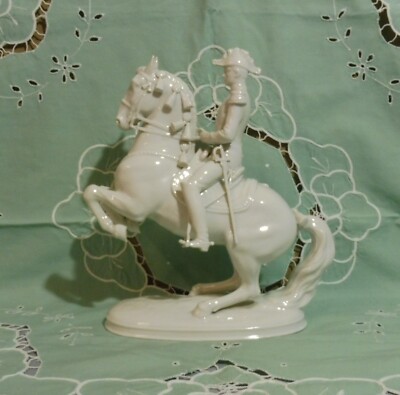 AUGARTEN - Reiter der spanischen Hofreitschule - ca. 23 cm groß