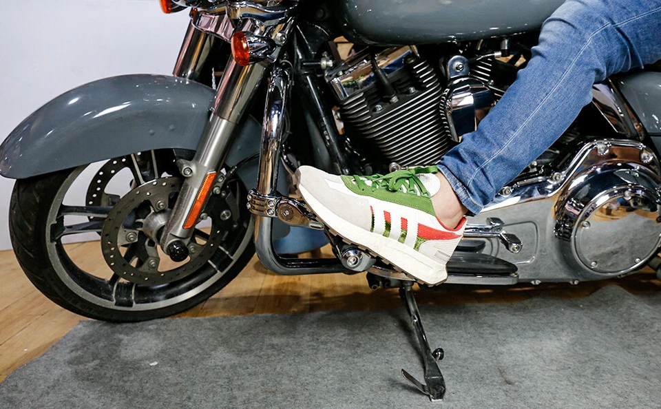 Protector de motor de carretera 1-1/4" clavijas de pie para Honda GoldWing GL1800 / ABS 2001-2019 Foto 4 de 4