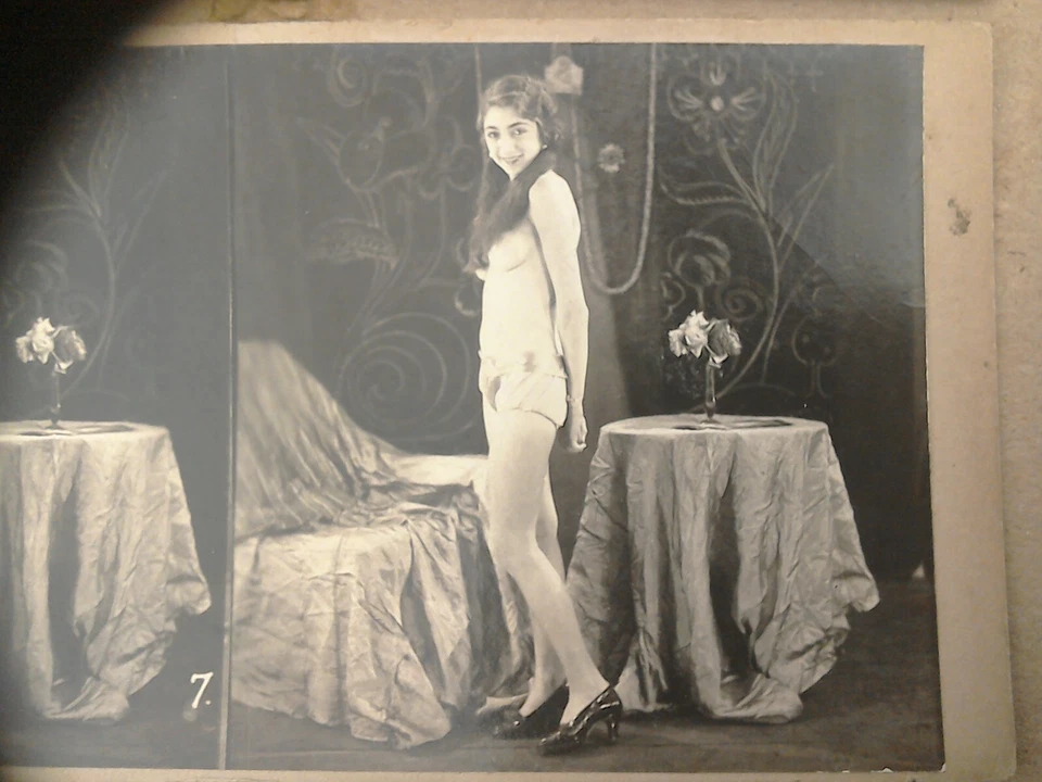 Stereoview Risque Nude Foto 3 de 4