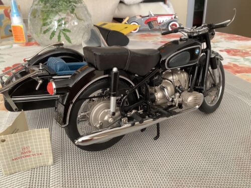 Franklin Mint 1:10 Scale BMW Motorcycle With Sidecar - Picture 3 of 8