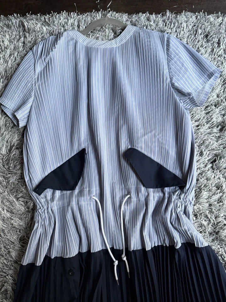 Vestido plisado a rayas azul Sacai hacer en Japón talla 3 EE. UU. 10 Foto 2 de 4
