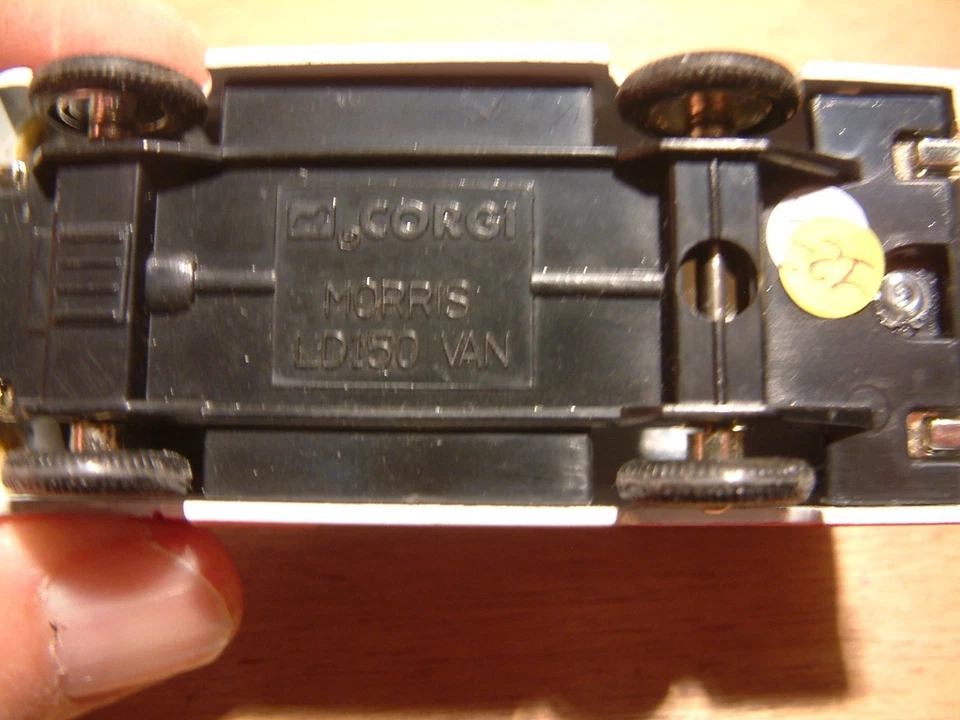 MORRIS  LD150   CORGI - Photo 4/4
