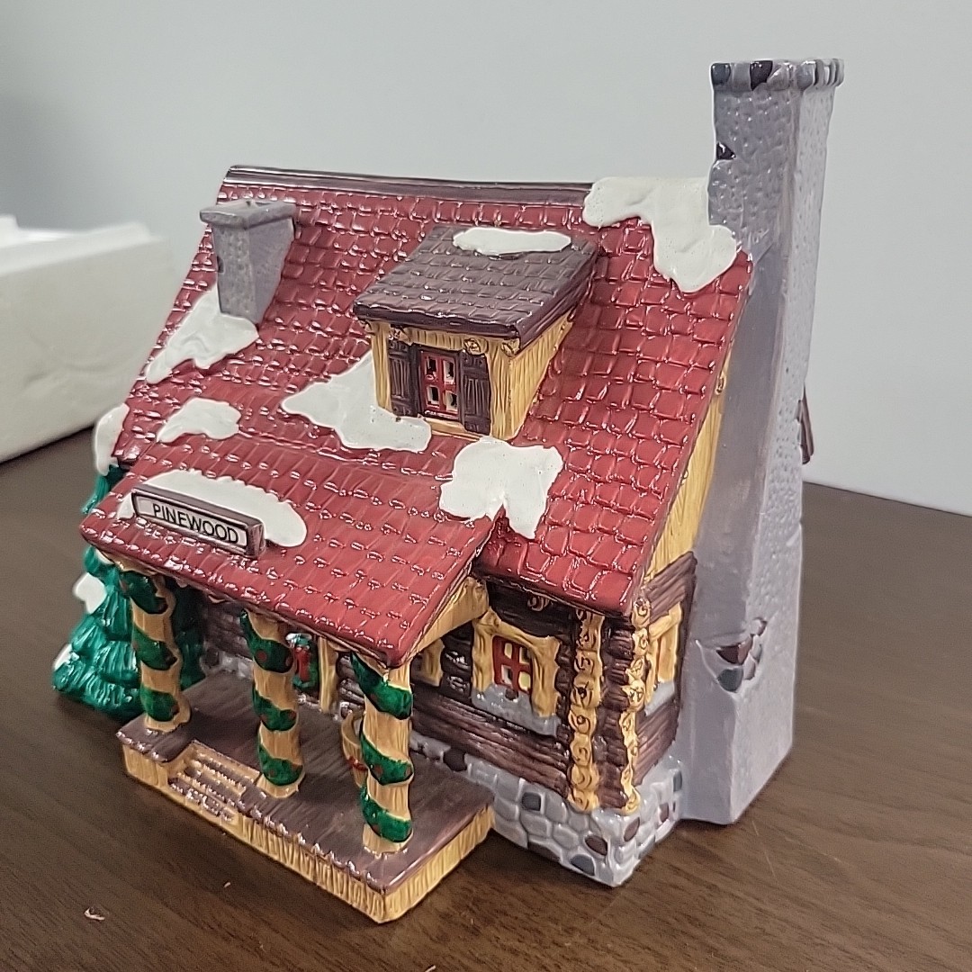 Picture 4 of 12