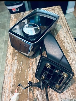 2006 Hummer H3 side-mirror