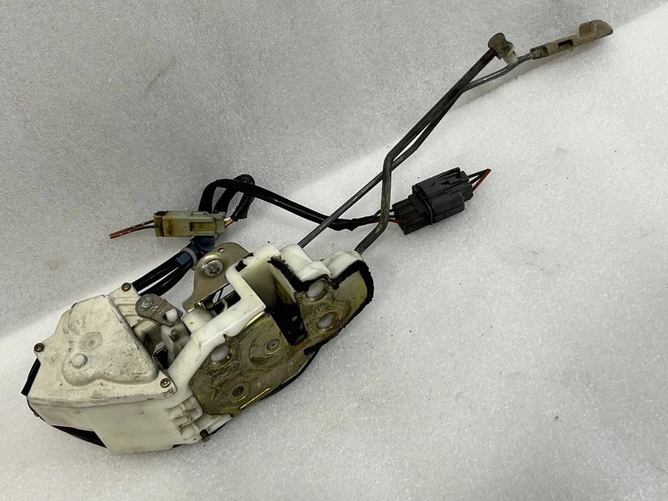 Actuador de bloqueo de puerta delantero derecho Honda Accord 1990 1991 1992 1993 sedán Foto 2 de 4