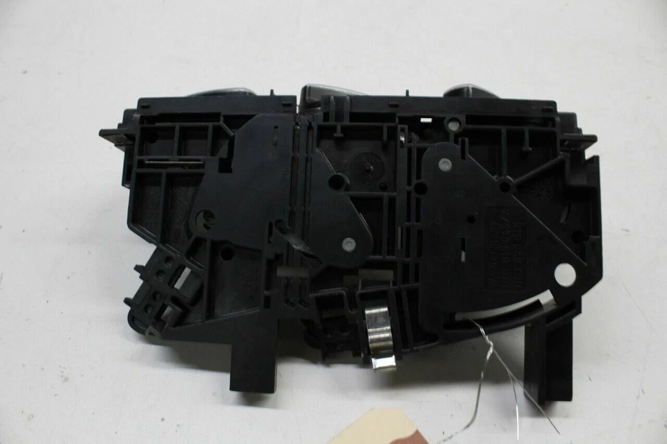2000 Volkswagen Cabrio heater control OEM Used - Image 3 of 4