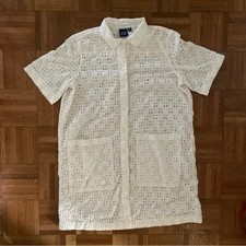 Gap White Eyelet Dress Size M Short Sleeve Shirt Dress with pockets