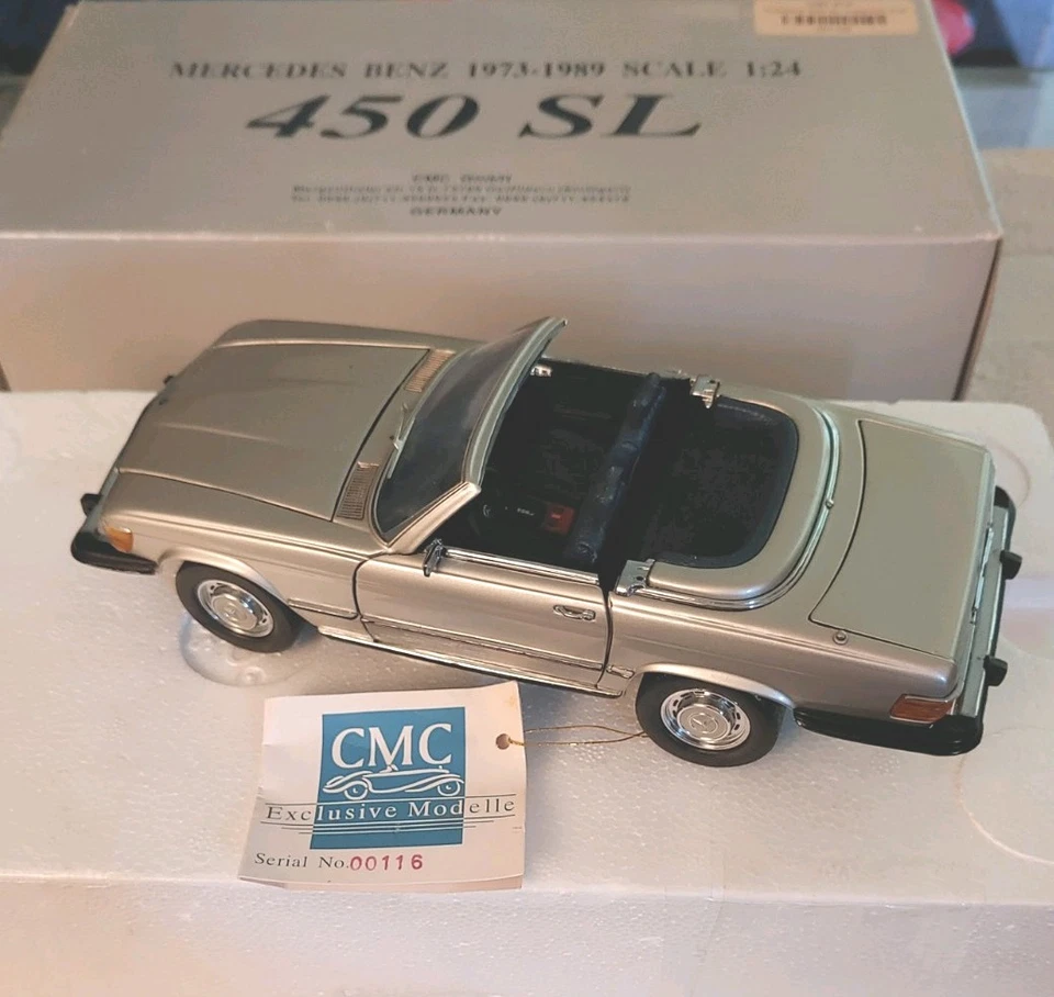CMC M-013 Mercedes Benz 450SL US-Version in Silber 1973-1989 Maßstab 1:24 - Bild 2 von 4