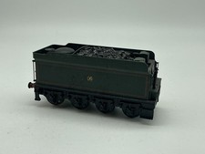 TEN37 Bachmann? Non-Motorised BR Green Tender Only OO Gauge Used Condition