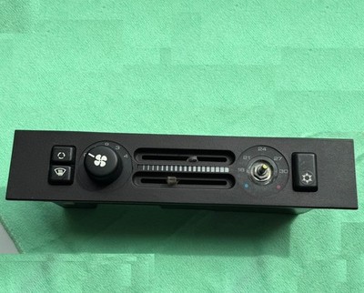 Porsche 944 968 Bedienteil Heizung Schalter 94465302104 AC Climate Control Unit