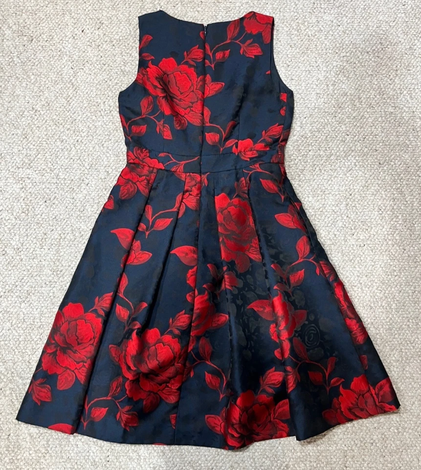 PRETTY! Eliza J Size 2P Floral Fit & Flare Dress Red and Navy - Image 3 of 3