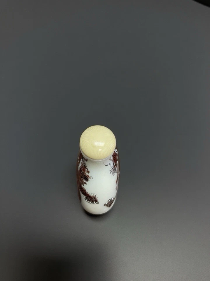 Botella de tabaco china antigua de vidrio con esmalte decoración motivo dragón Foto 3 de 4