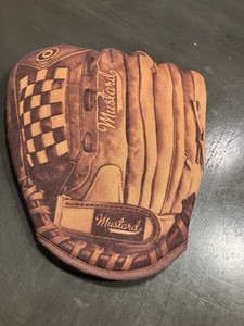 Baseball Glove Shaped Pot Holder