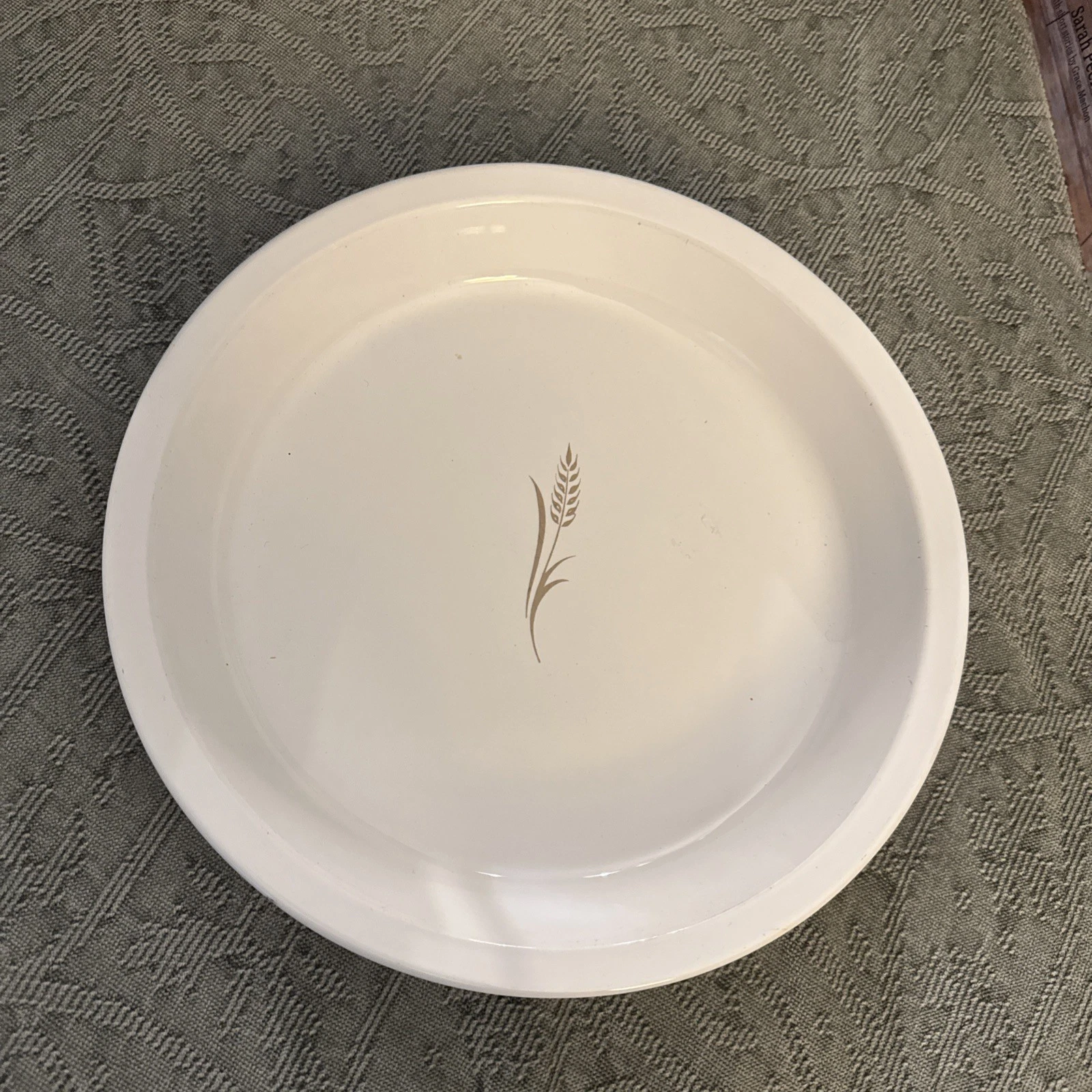 Vintage Gold Leaf Sheath Corning Ware Pie Plate Rare