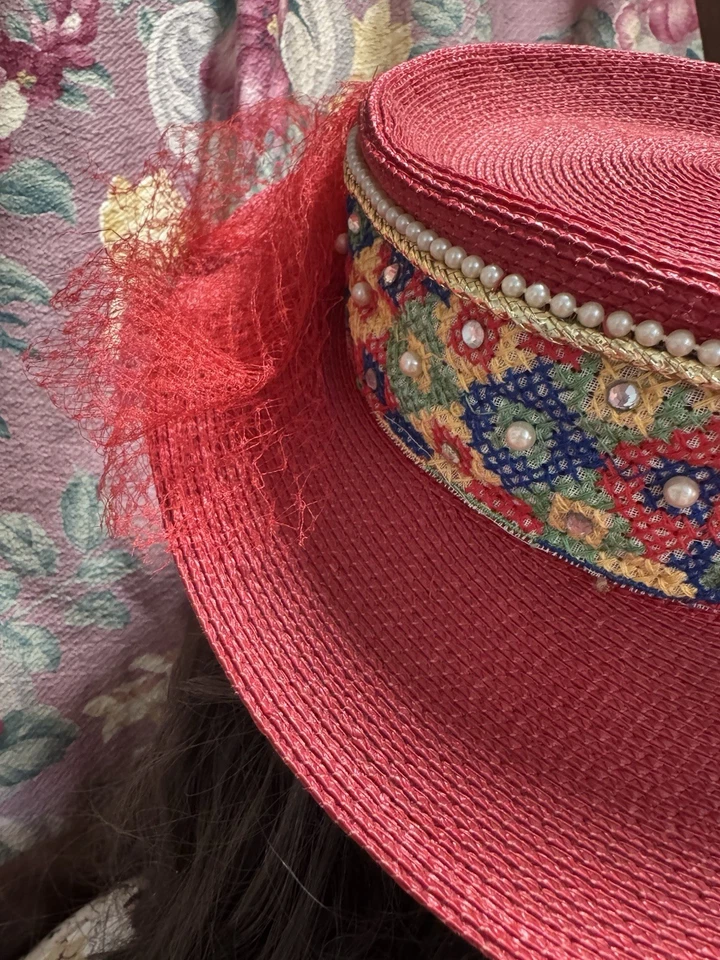 1940s Vintage Red Wide Brim Straw Hat - Image 3 of 4