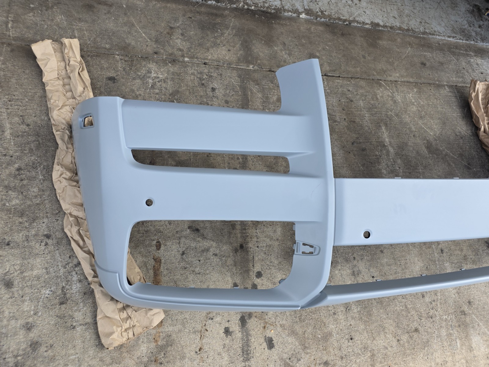 Rolls-Royce Cullinan RR31 Genuine Front Bumper  51117448893 New 