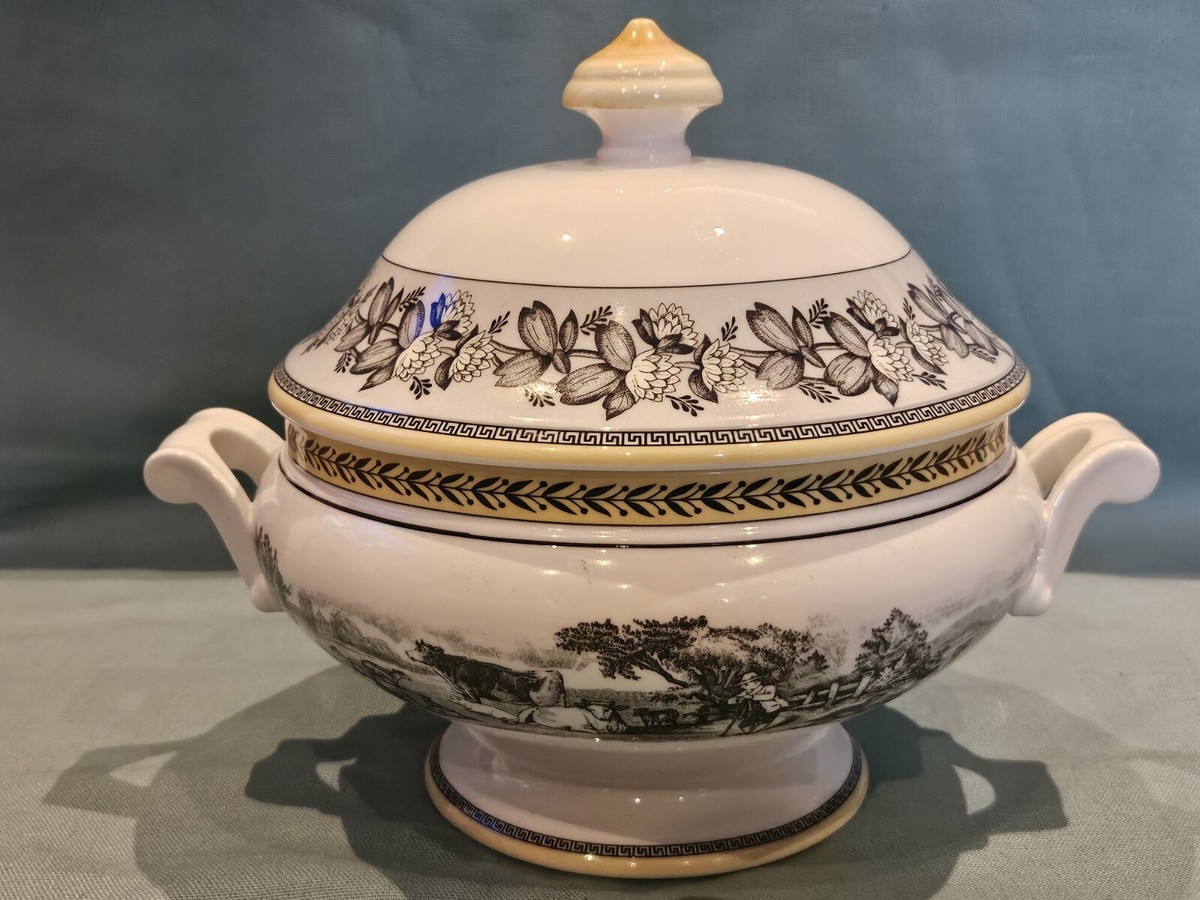 新品Villeroy&Boch Audun Ferme Covered Bowl Villeroy & Boch Audun Ferme Round Covered Footed Vegetable