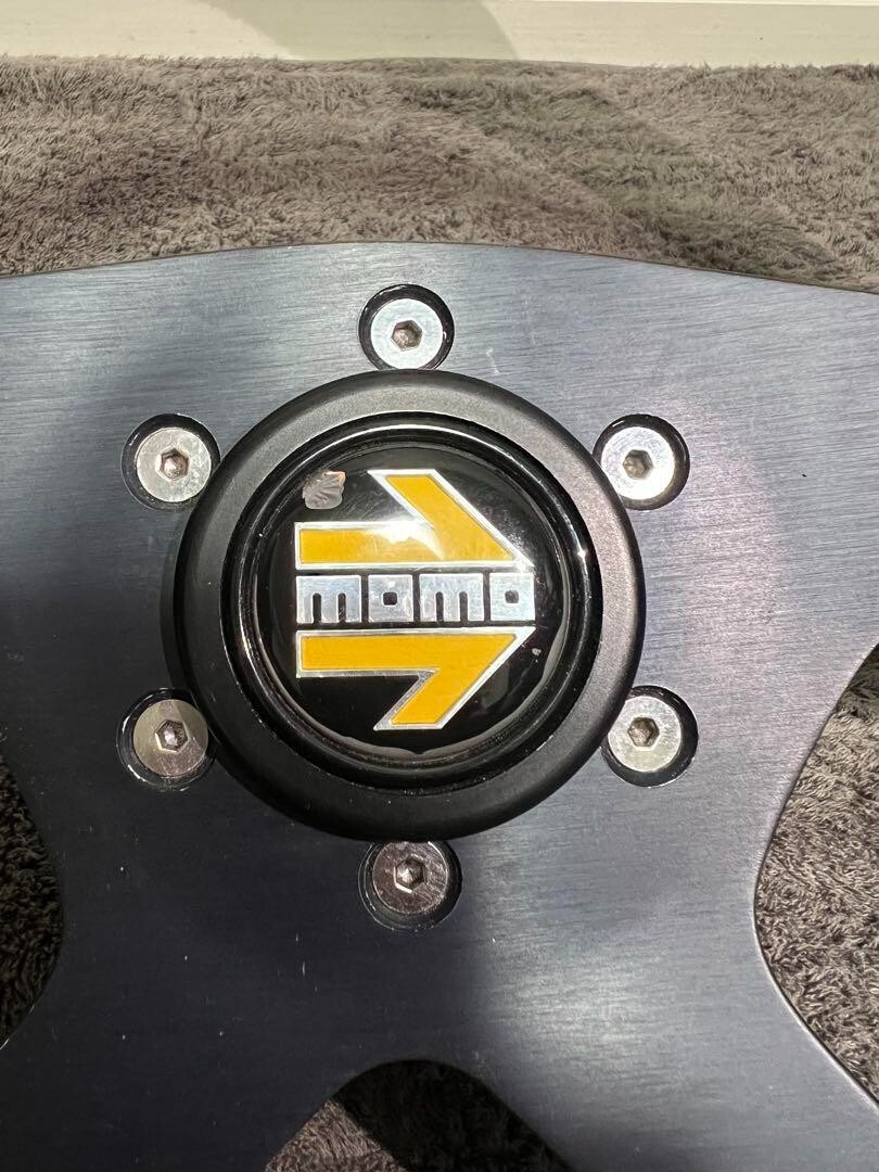 MA70 スープラ ターボ　MOMOステアリング 70スープラ純正オプションmomoステアリング