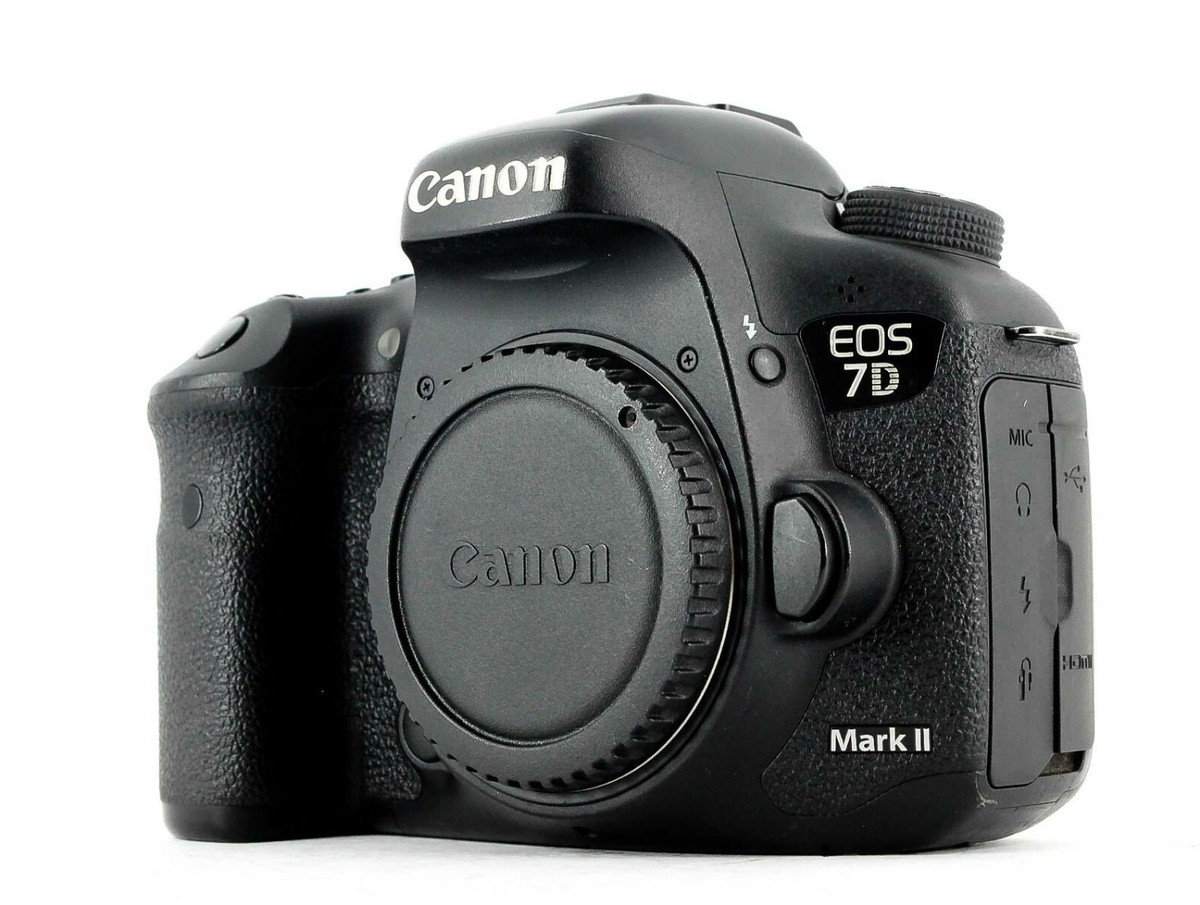 キャノン EOS 7DマークⅡボディ EOS 7D Mark II ボディの製品画像