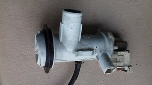 AEG Lavamat 6420 Waschmaschine Laugenpumpe Entleerungspumpe