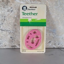 VINTAGE GERBER TEETHER PINK OVAL LAMB TEETHING RING CIRCA 1987