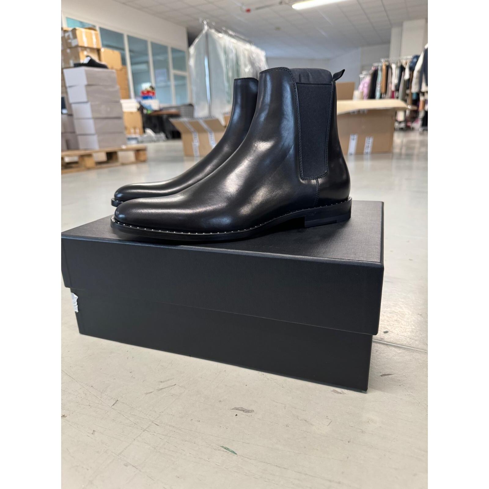 Stivali Chelsea Saint Laurent Paris 458810 in pelle nera nuovi con etichette 43