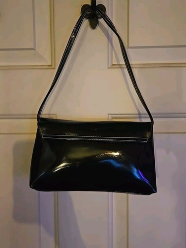 Purse Handbag Victoria's Secret black Patent leather bow red lining New - Picture 3 of 7
