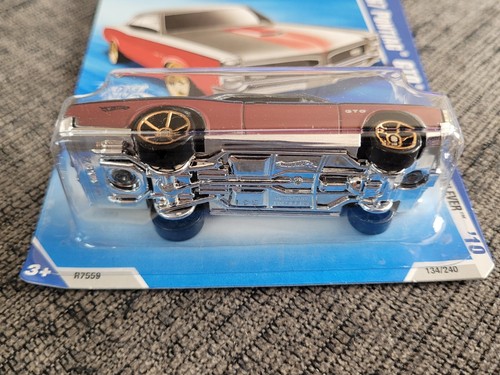 2010 Hot Wheels Faster Than Ever '67 Pontiac GTO #134 Maroon/Grey - Picture 5 of 5