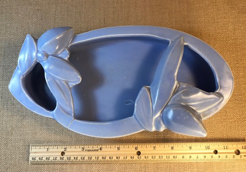 Vintage McCoy Keramik Pflanzschale hellblau Nelson McCoy Kunst Lilien RISS - Bild 8 von 9