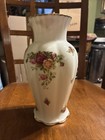 Royal Albert Old Country Roses 9” Vase Bone China England Scallop — photo 3
