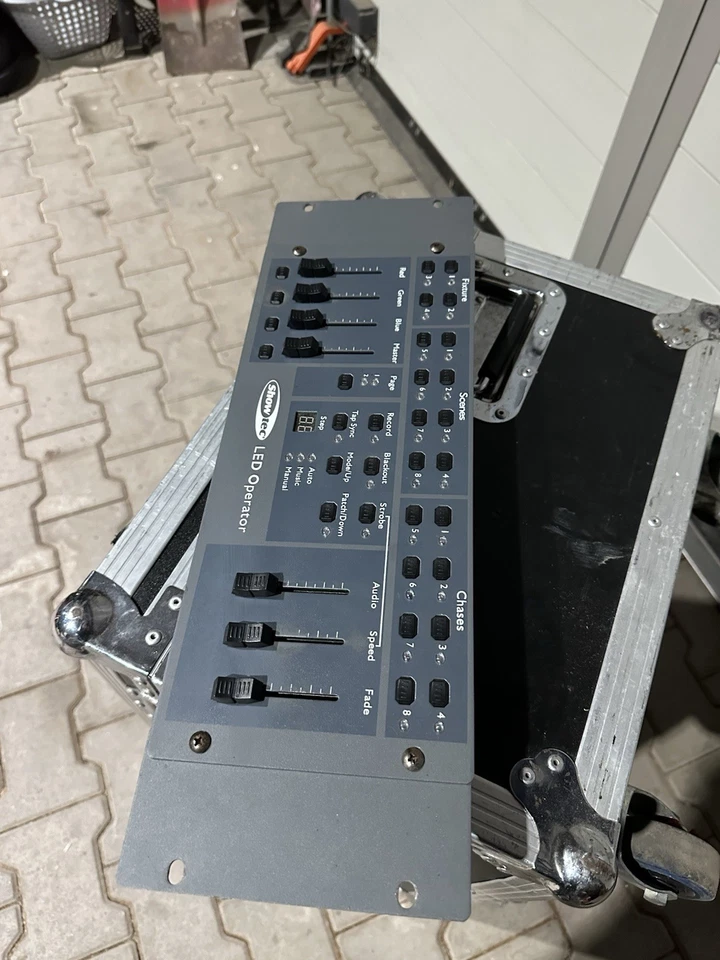 Showtec LED Operator Controller Lichtpult DMX - Bild 4 von 4