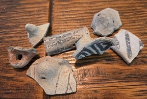 Prehistoric Anasazi Black On White Pottery Partial Ladle Dipper Handle Arizona 