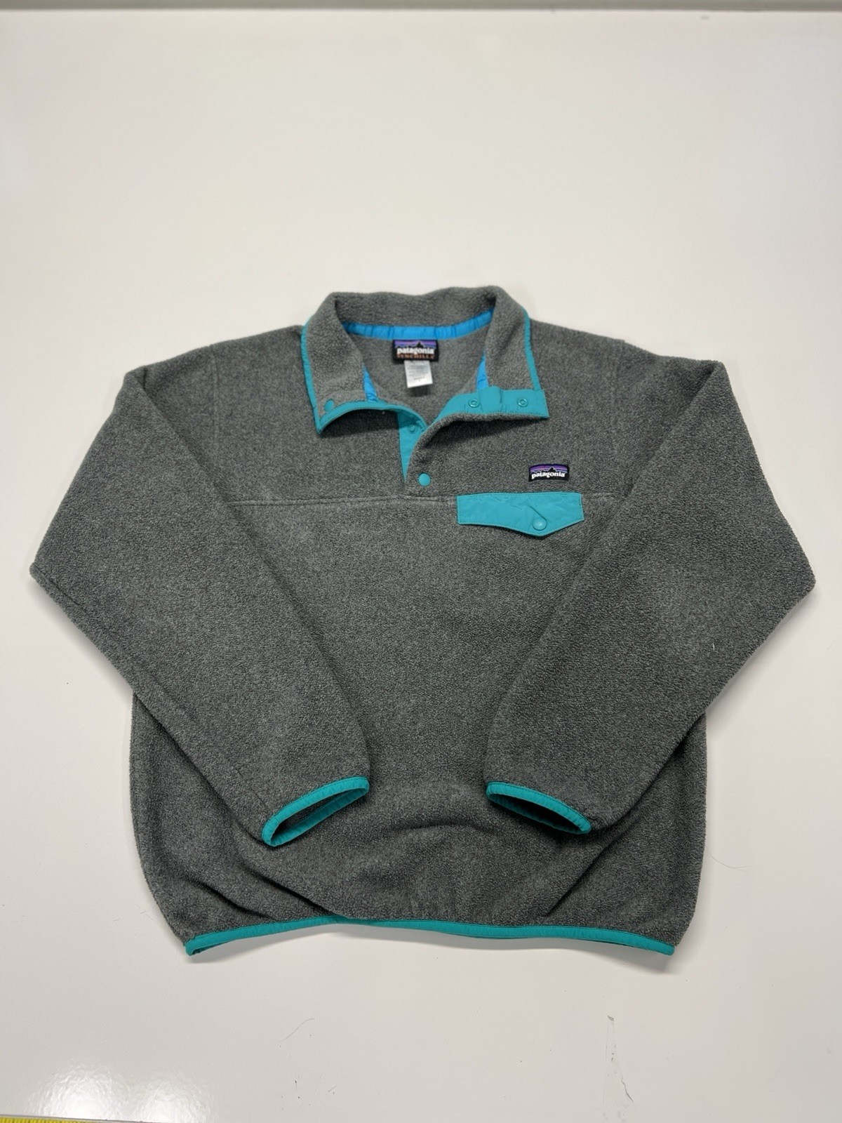 Patagonia Women’s Synchilla Snap-T Fleece Pullover Gray Teal Trim Size Small