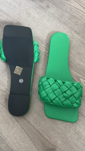 Green Slip On Flat Sliders Size 8 Brand New - Picture 2 of 2
