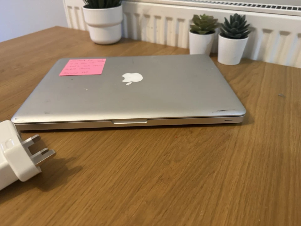 Apple MacBook Pro 13” 2.9GHz Intel i7, 250gb SSD, Mojave Fresh Install - Image 2 of 4