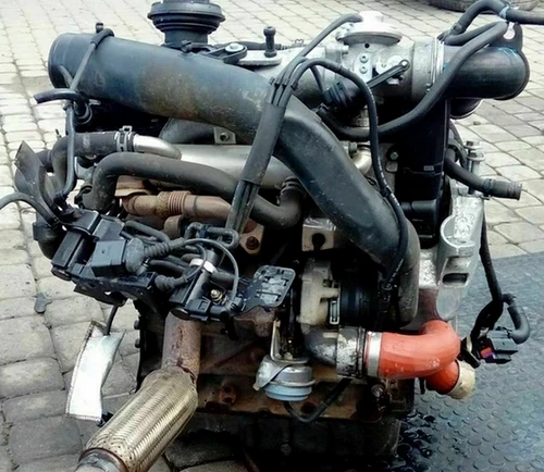 MOTOR VOLKSWAGEN 1.9 TDI ARL BORA GOLF SEAT TOLEDO LEON 57TKm UNKOMPLETT - Bild 2 von 3