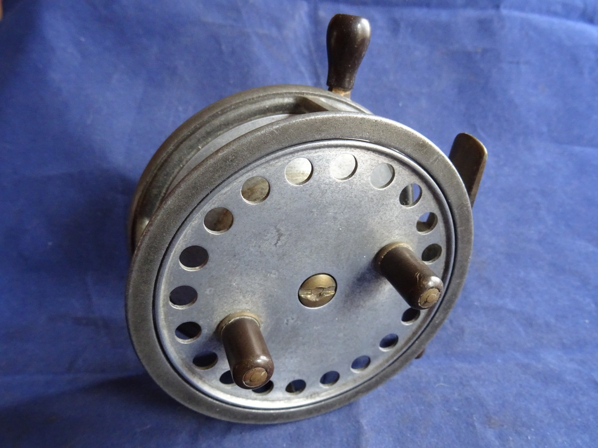 A FINE VINTAGE HARDY DECANTELLE 4