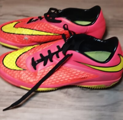 Nike Hypervenom Indoor Soccer Shoes Size 7 Women's Pink/Orange