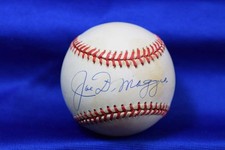 Joe DiMaggio Cards and Memorabilia Guide 39