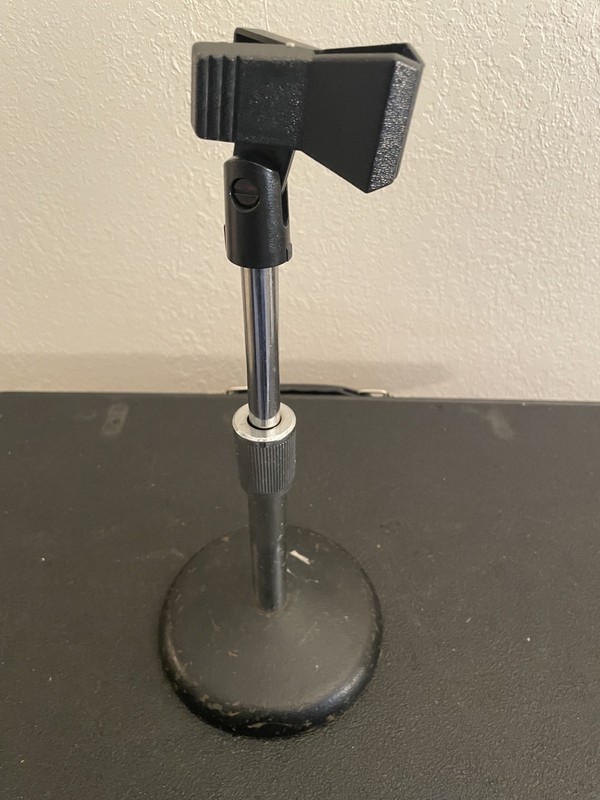 CAST IRON TABLETOP MIC STAND, EXTENDABLE MICROPHONE STAND