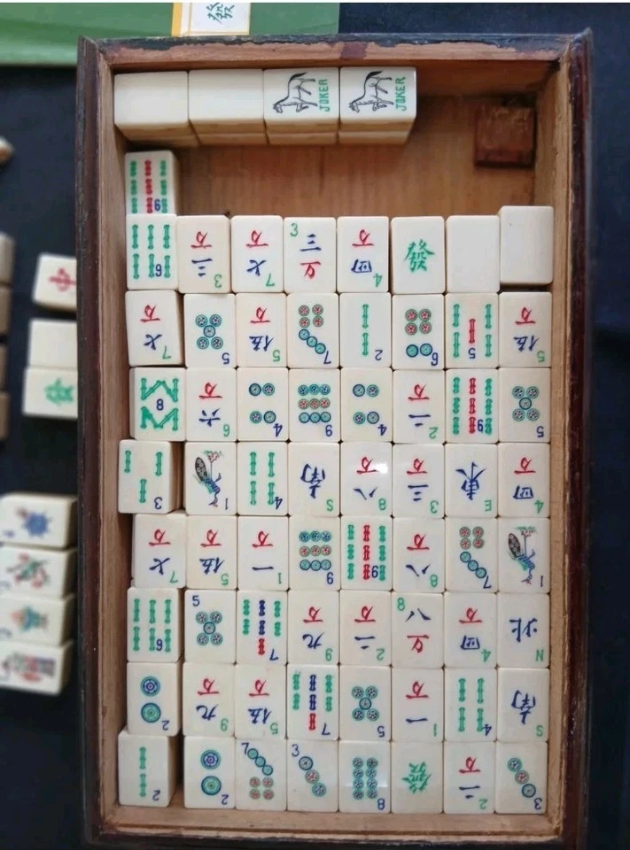 Mahjong Set Oriental Wood Box 152 Tiles 4 Green Tokens Mahjong Jongg 1920s Rare - Image 4 of 4