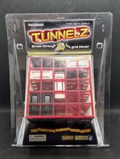 RARE 2006 TUNNELZ Strategy Game 3D Cube Maze Race Brain