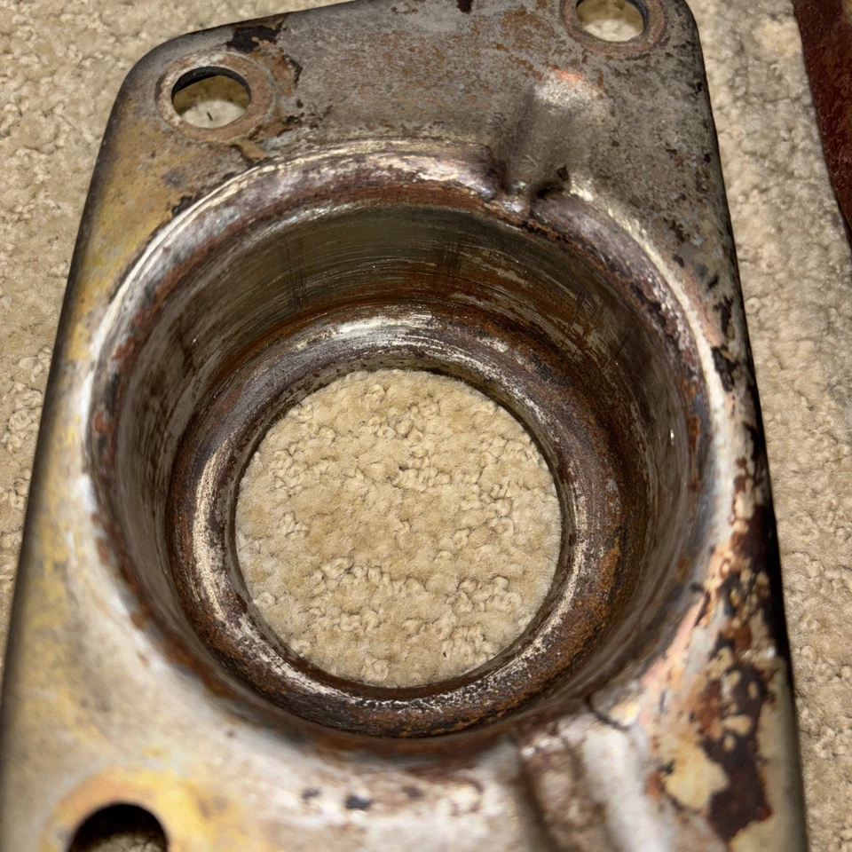 2 BONITO USADO ORIGINAL PORSCHE 911 912 912E 930 PLACA DE RESORTE TRASERO CUBIERTA DE COJINETE Foto 3 de 4