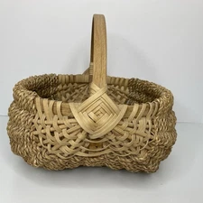 Primitive Buttocks Bottom Basket 11x10.5” Woven Egg Gathering Foraging Vintage
