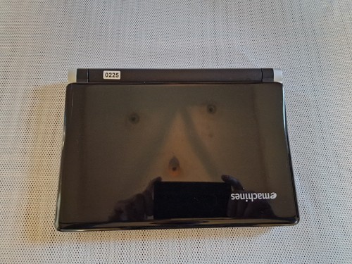 eMachines eM250 Windows XP Atom N270 1.6GHz 1GB RAM 160GB HDD 10.1" Untested - Picture 14 of 15