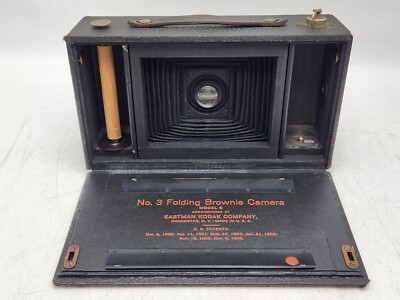 Antique Eastman Kodak No.3 Folding Brownie Model B Camera w