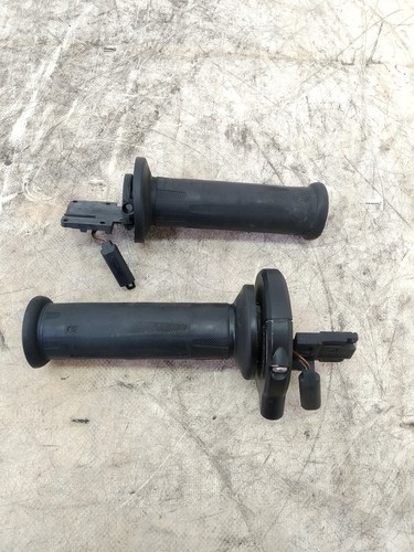 PAIR OF GENUINE HEATED KNOBS FOR BMW R1200GS 2007 (e50720)