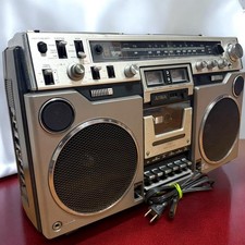 AIWA CS-80 Radio Cassette Player FM AM Retro Audio Used
